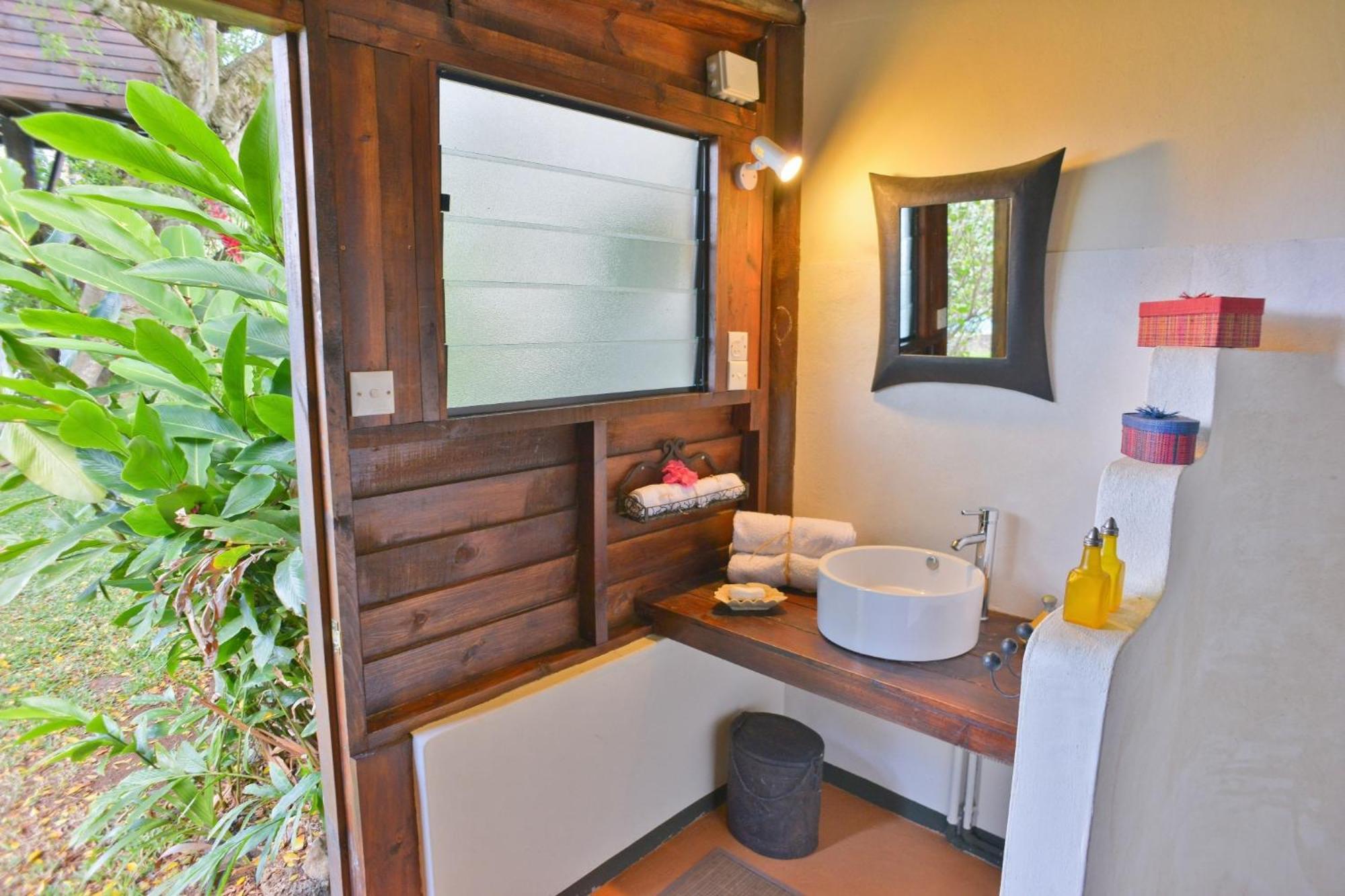 Tree Lodge Mauritius เบลล์ แมร์ ภายนอก รูปภาพ